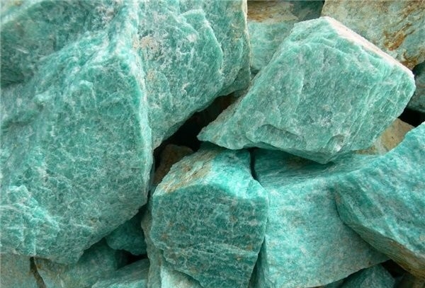 Amazonite Rough A Grade - Per Kilo - by GEMWORLD online store